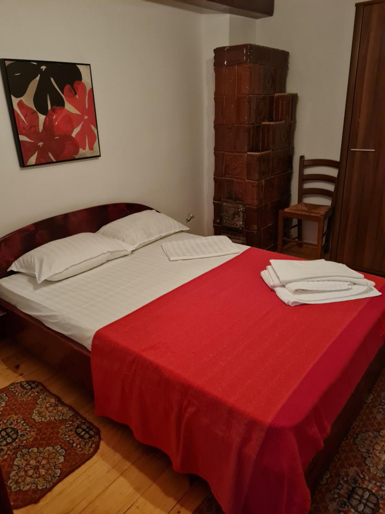Vila Margareta Curtea de Argeş Quarto foto